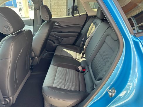 New 2025 Chevrolet Trax LT image 25