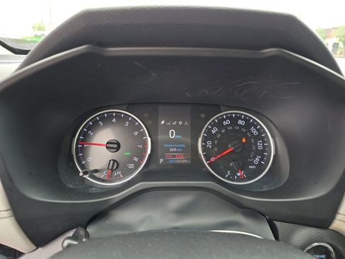 Used 2021 Toyota RAV4 XLE FWD image 12