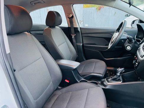 Used 2019 Hyundai Accent SEL image 13