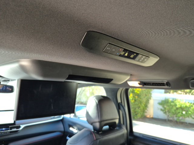 Used 2026 Toyota Sienna XSE FWD image 16