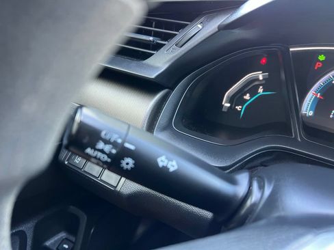 Used 2020 Honda Civic LX image 30