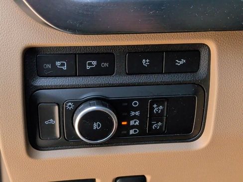 Used 2024 Ford F350 Lariat w/ Lariat Ultimate Package AWD/4WD image 15