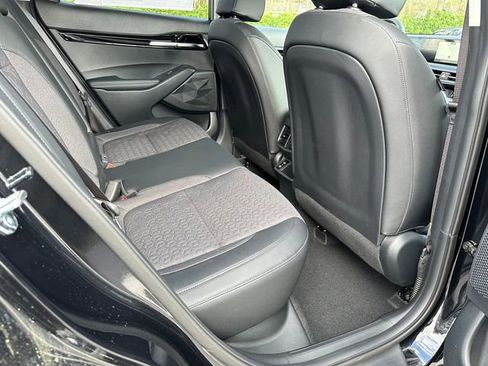 New 2026 Kia Seltos S FWD image 22
