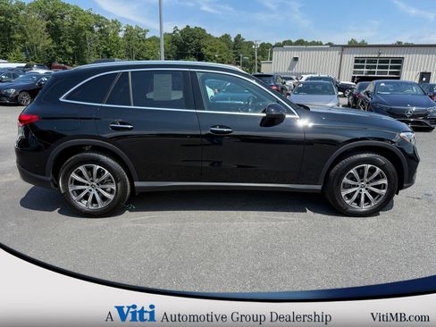 Used 2024 Mercedes-Benz GLC 300 GLC 300 image 9
