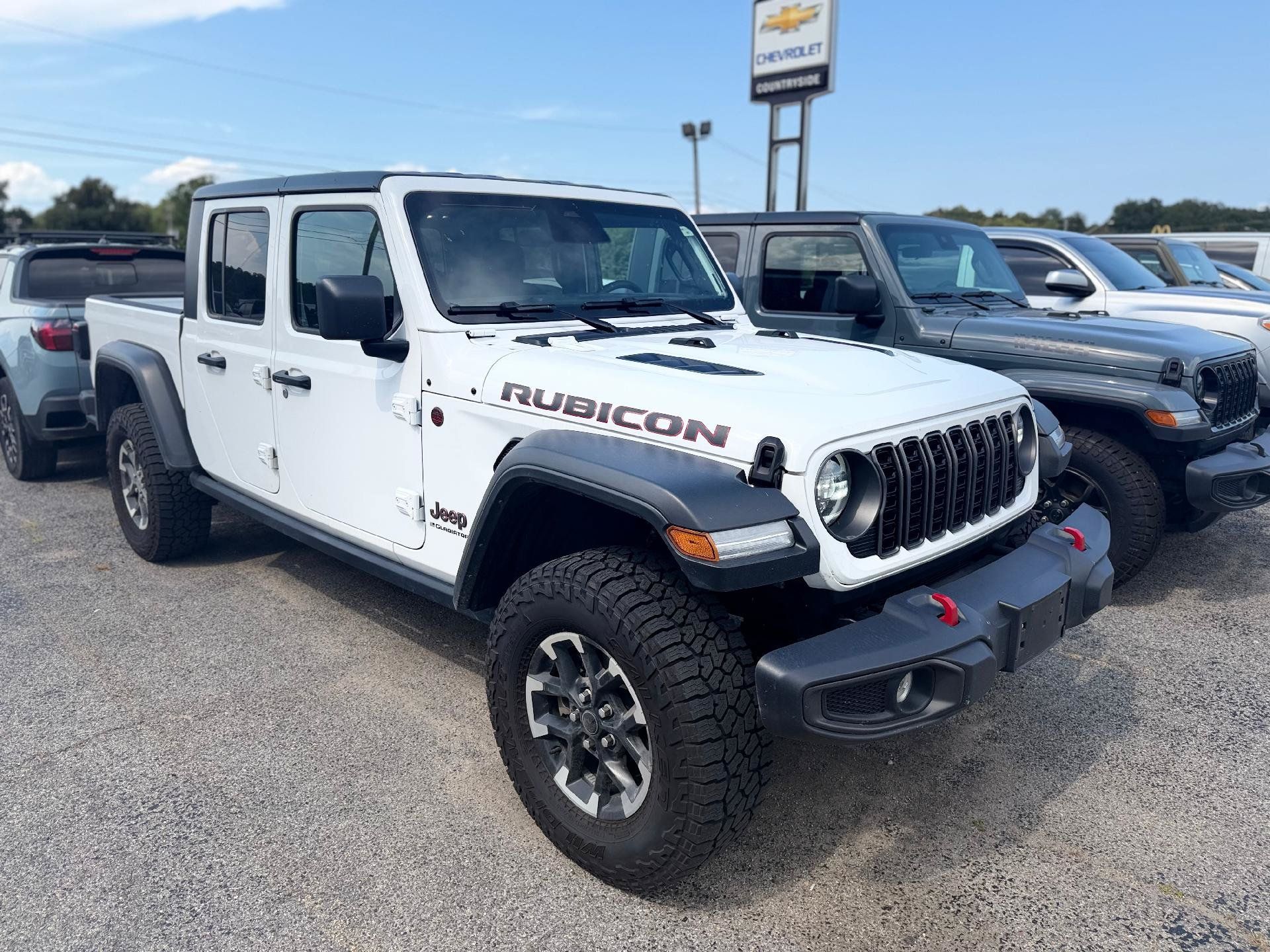Used 2026 Jeep Gladiator Rubicon AWD/4WD image 1