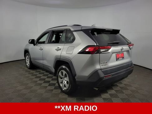 Used 2019 Toyota RAV4 LE image 6
