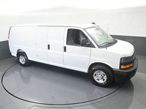 New 2025 Chevrolet Express 3500 Extended w/ Driver Convenience Package image 47