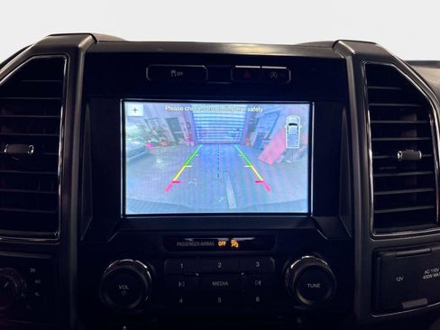 Used 2018 Ford F150 XLT w/ Equipment Group 302A Luxury image 26