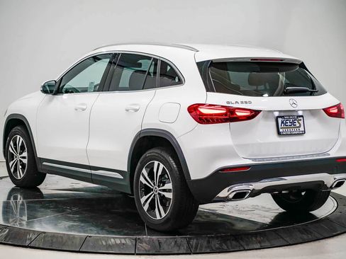 Certified 2026 Mercedes-Benz GLA 250 image 2