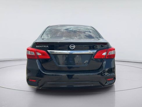 Used 2017 Nissan Sentra S w/ S Style Package FWD image 5