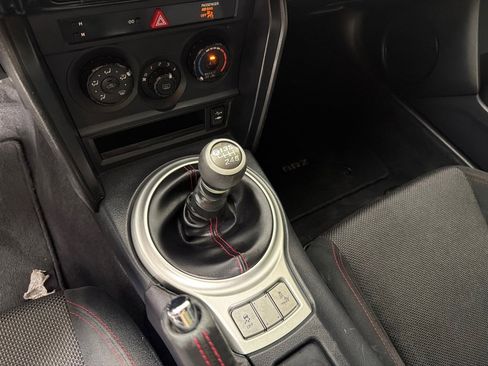 Used 2018 Subaru BRZ Premium RWD image 14