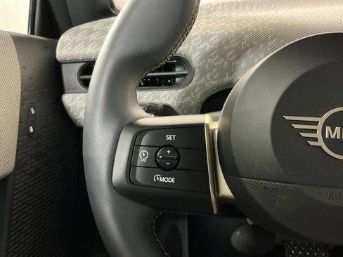 Certified 2025 MINI Cooper S FWD image 14