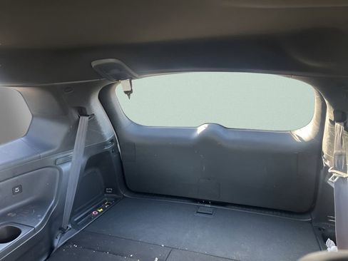 Used 2023 Honda Pilot TrailSport image 18