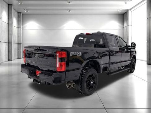Used 2025 Ford F350 Lariat w/ Black Appearance Package AWD/4WD image 8