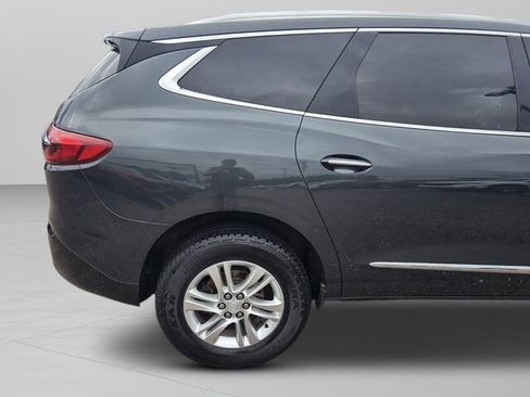 Used 2019 Buick Enclave Essence image 8