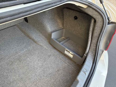 Used 2006 BMW 330i Sedan image 64