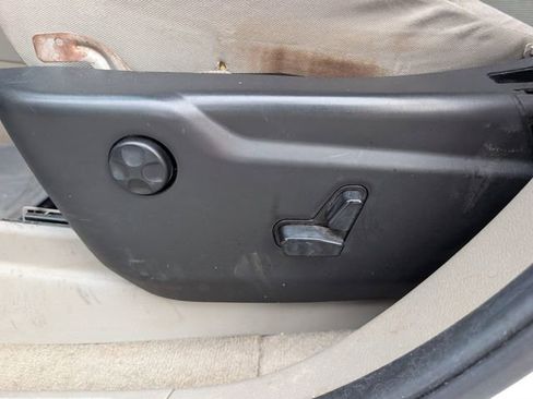 Used 2011 Jeep Grand Cherokee Laredo RWD image 16