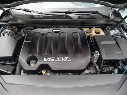 Used 2015 Chevrolet Impala LTZ FWD image 13