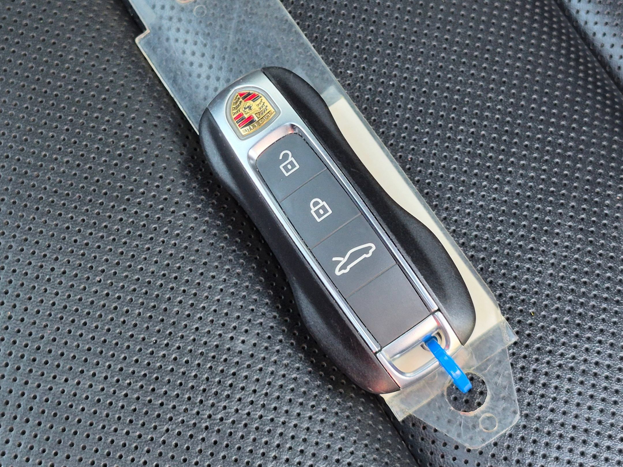 Certified 2020 Porsche 911 Carrera 4S AWD/4WD image 39