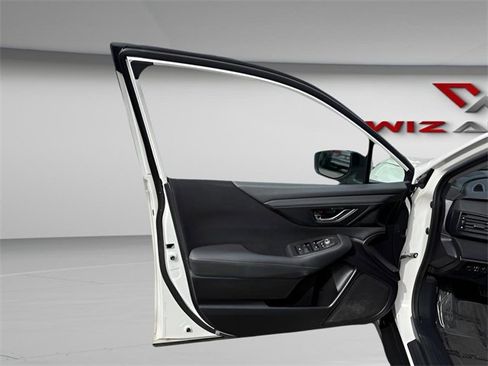 Used 2020 Subaru Outback Premium image 13