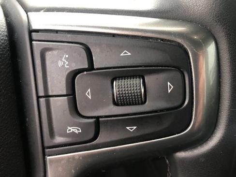 Used 2023 Chevrolet Suburban LT AWD/4WD image 13