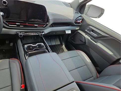 New 2025 Chevrolet Silverado EV RST image 12