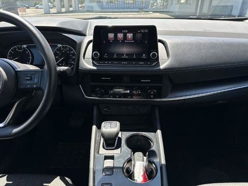 Used 2024 Nissan Rogue SV FWD image 18