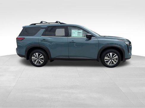 New 2026 Nissan Pathfinder SL AWD/4WD image 9