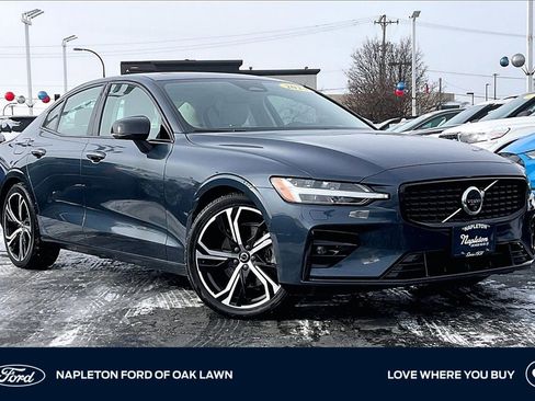 Used 2024 Volvo S60 B5 Plus image 1