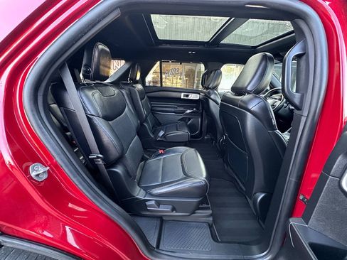 Used 2020 Ford Explorer ST w/ ST Street Pack AWD/4WD image 29