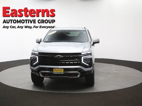 Used 2025 Chevrolet Suburban Z71 AWD/4WD image 57