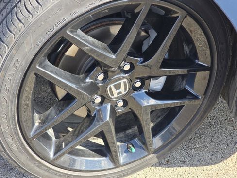 Certified 2025 Honda Civic Sport image 9