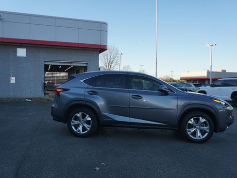 Used 2017 Lexus NX 300h AWD image 3