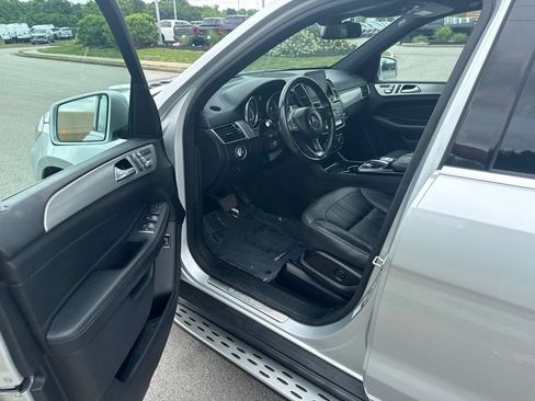 Used 2017 Mercedes-Benz GLS 450 4MATIC image 5