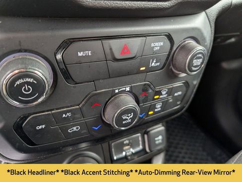 Used 2022 Jeep Renegade Altitude w/ Convenience Group image 8