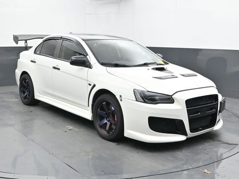 Used 2011 Mitsubishi Lancer Evolution MR AWD/4WD image 3