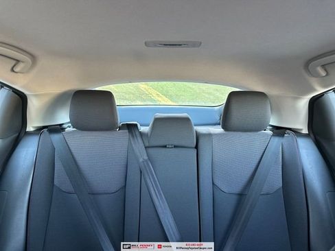 New 2026 Toyota Prius Plug-In Hybrid FWD image 13