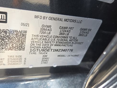 Certified 2021 GMC Sierra 1500 SLT w/ SLT Premium Package AWD/4WD image 16