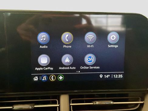 Used 2025 Chevrolet Trax RS w/ Driver Confidence Package image 14