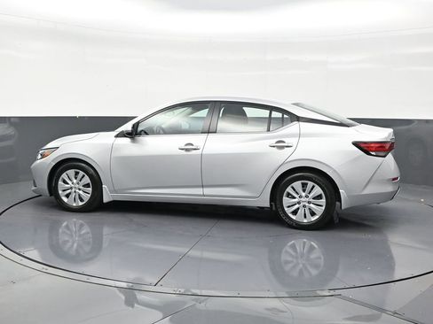 Used 2023 Nissan Sentra S FWD image 2