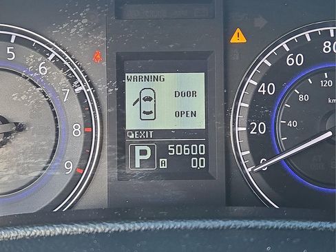 Used 2012 INFINITI G37 x w/ Premium Pkg image 22