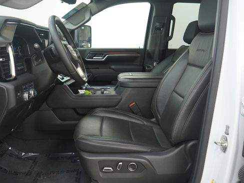 Used 2025 GMC Sierra 2500 Denali w/ Denali Reserve Package image 24