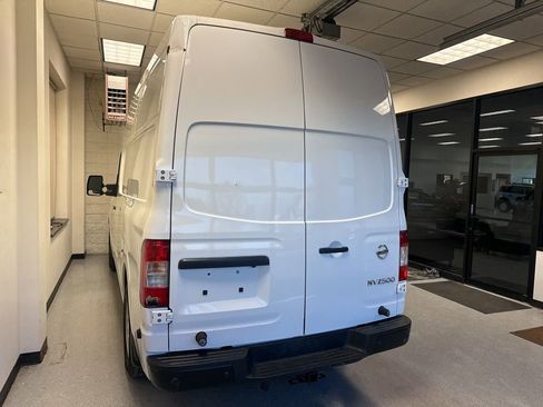 Used 2021 Nissan NV 2500 SV w/ Navigation Package image 38