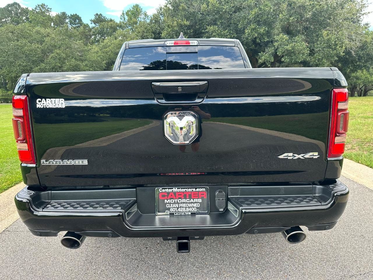 Used 2023 RAM 1500 Laramie AWD/4WD image 6