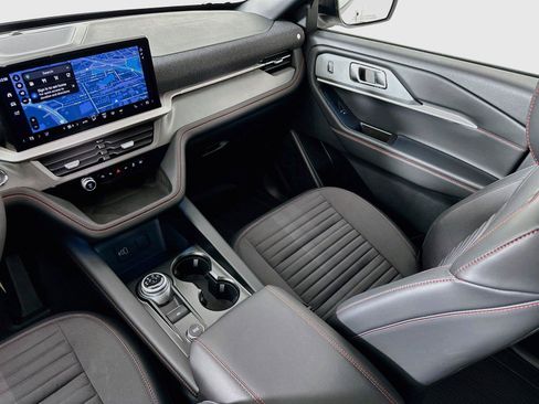 New 2026 Ford Explorer ST-Line w/ ST-Line Street Pack AWD/4WD image 26