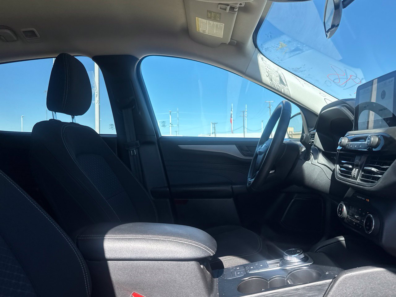 Used 2024 Ford Escape Active AWD/4WD image 32