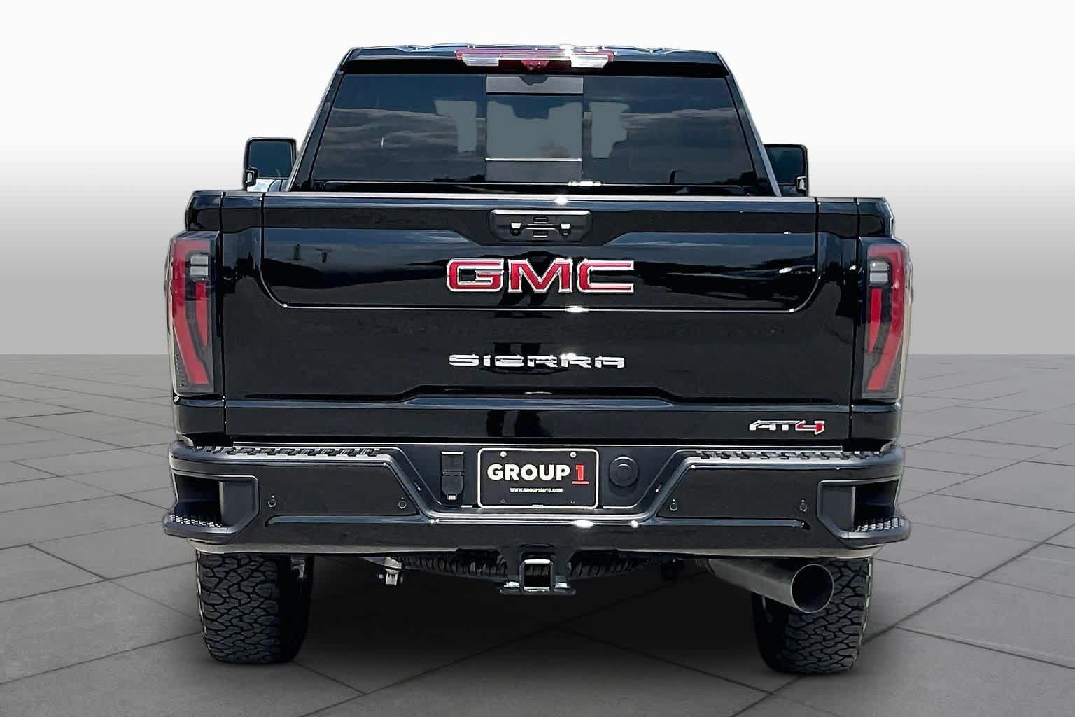 Used 2026 GMC Sierra 2500 AT4 w/ AT4 Premium Plus Package AWD/4WD image 5
