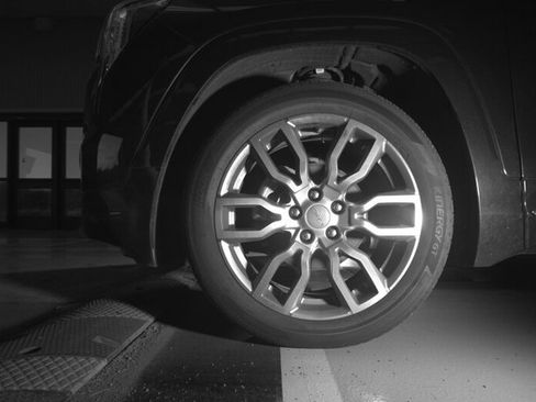 Used 2023 GMC Terrain Denali w/ LPO, Floor Liner Package AWD/4WD image 5