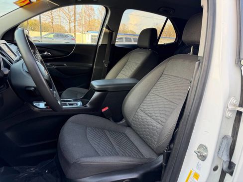 Used 2021 Chevrolet Equinox LT w/ LPO, Cargo Package image 10