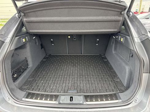 New 2026 Jaguar F-PACE R-Dynamic S image 7